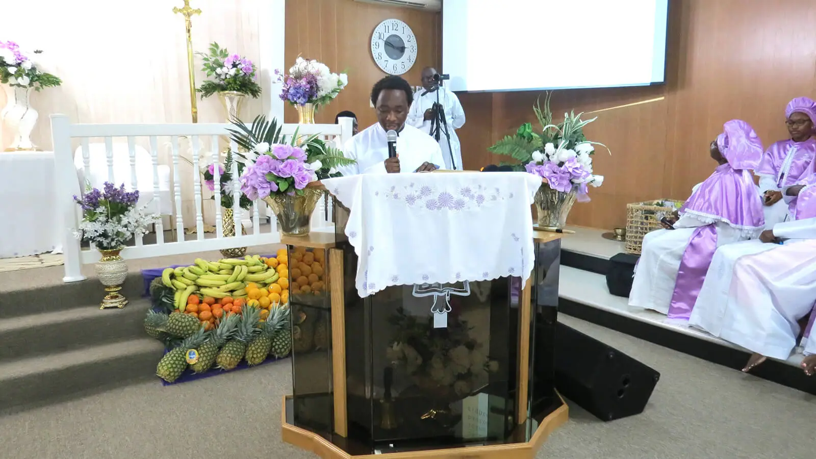 Michael Reading Mount Sinai Cherubim and Seraphim Church in Saint Paul, MN