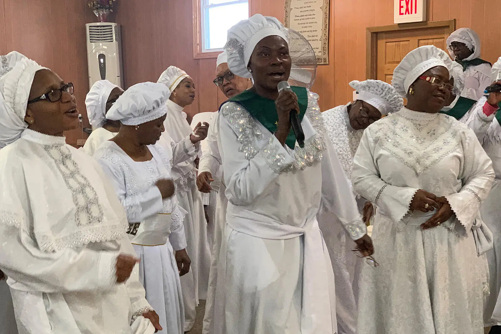 women-s-ministry-9.webp